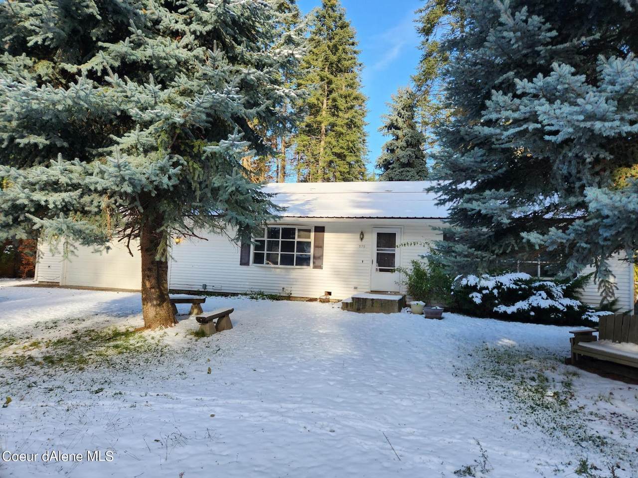 575 Topaz Dr - Photo 1