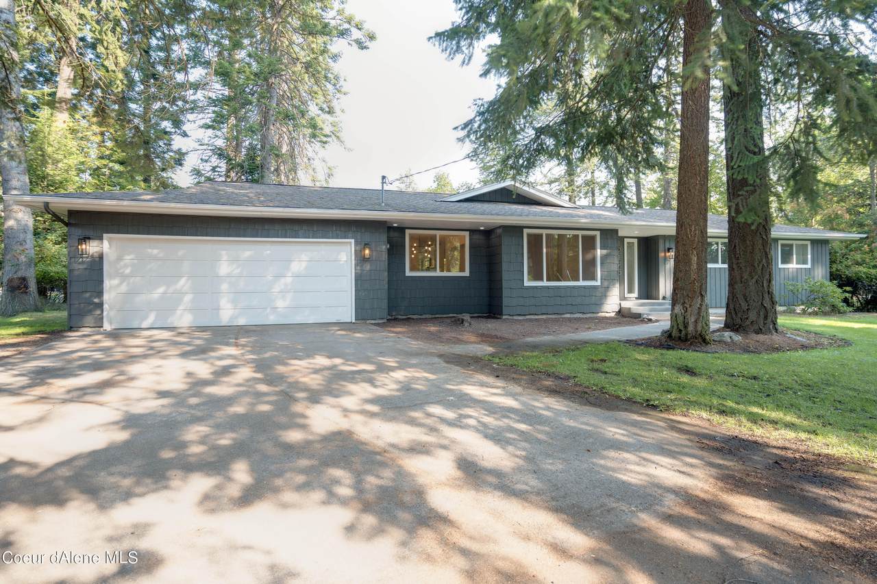 12175 Brighton Ct - Photo 1