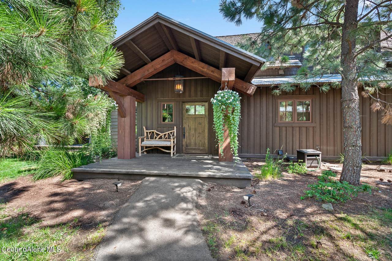 7076 Gozzer Rd - Photo 1