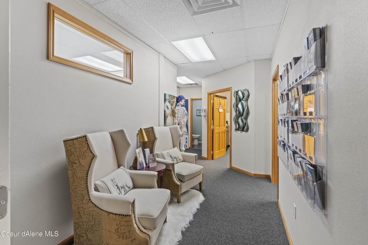 102 First Ave Suite 201 - Photo 1