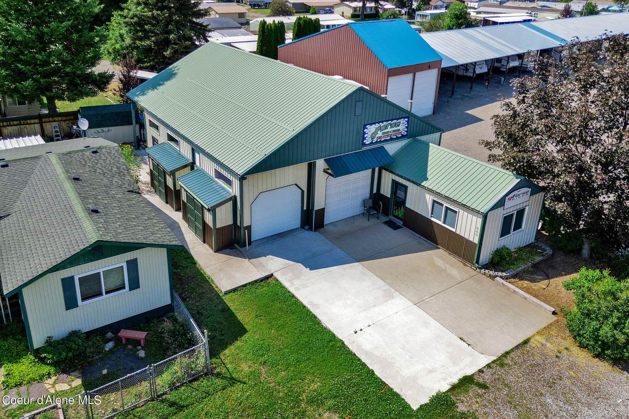 649 Wyoming Ave - Photo 1