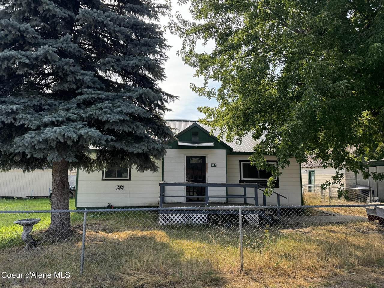 805 B St - Photo 1