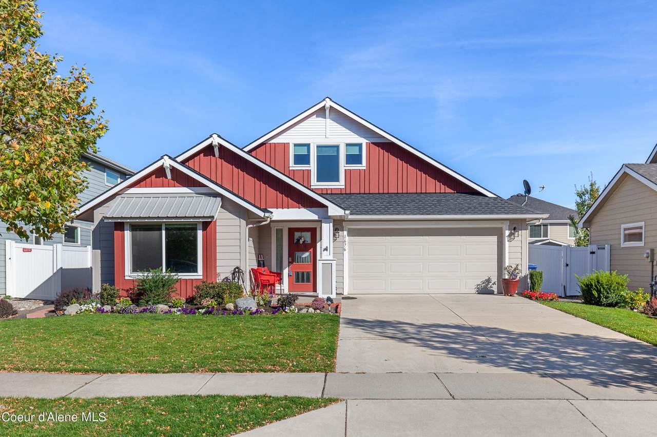 1676 Benham Street - Photo 1