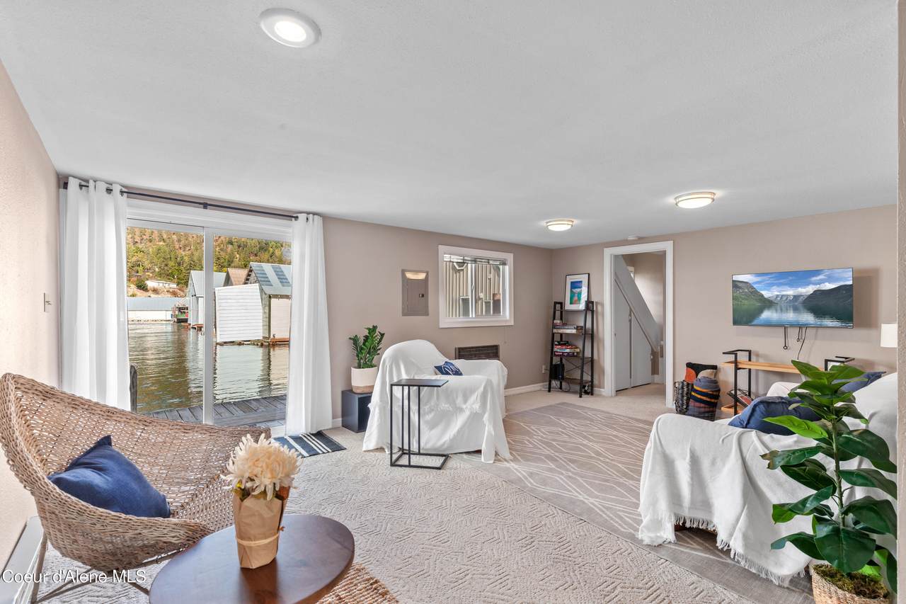 16862 Boileaus G Dock - Photo 1