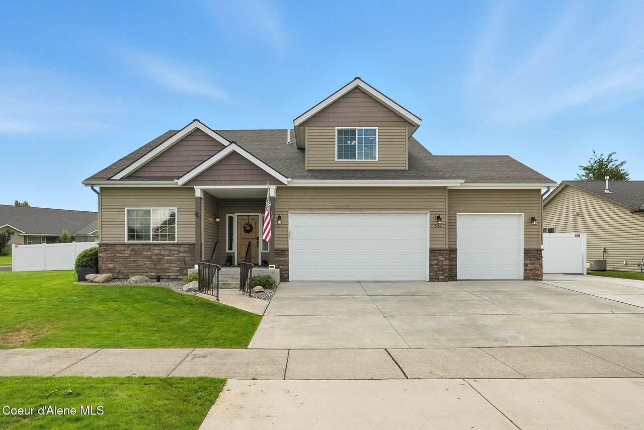 528 Ashworth Ln - Photo 1