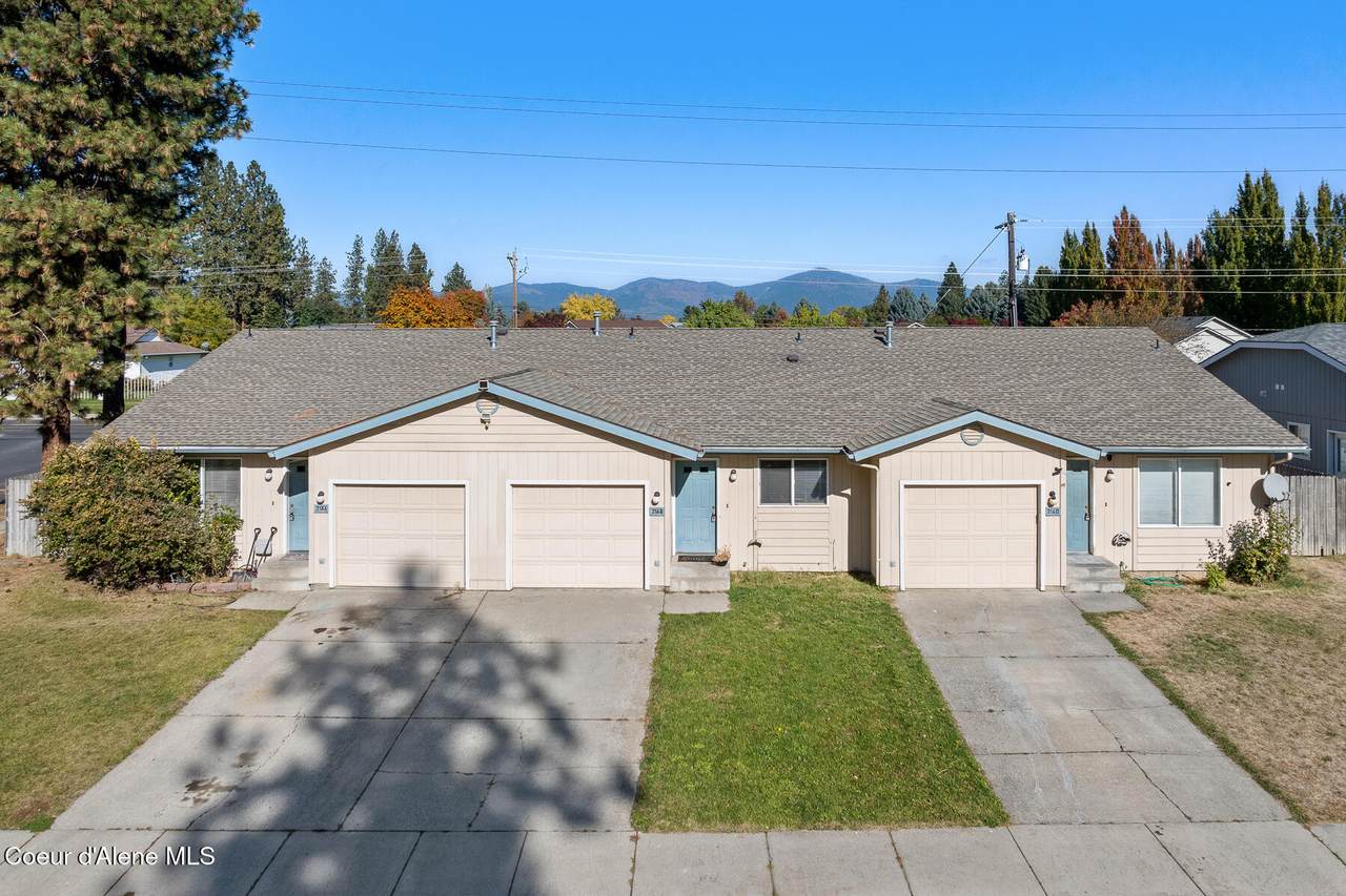 216 23rd Ave - Photo 1