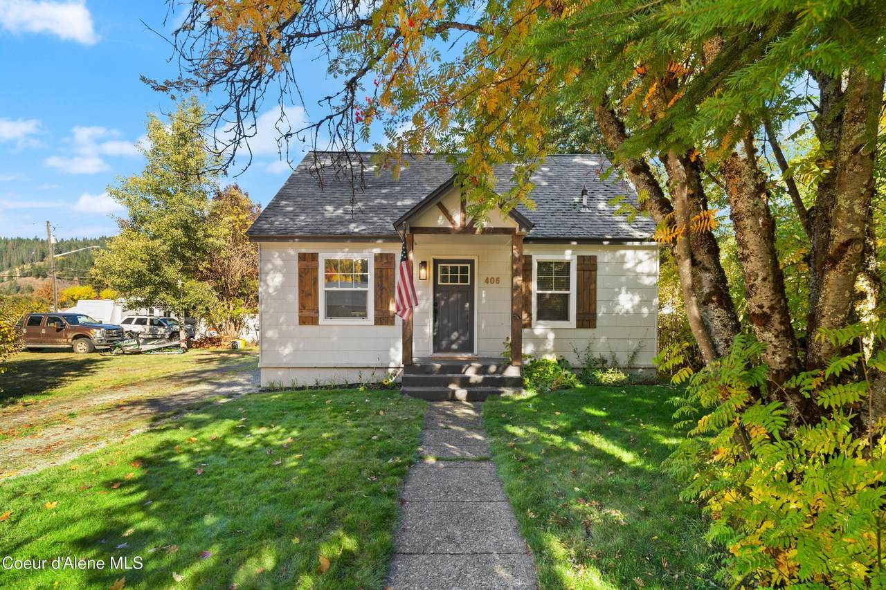 406 Larch Ave - Photo 1