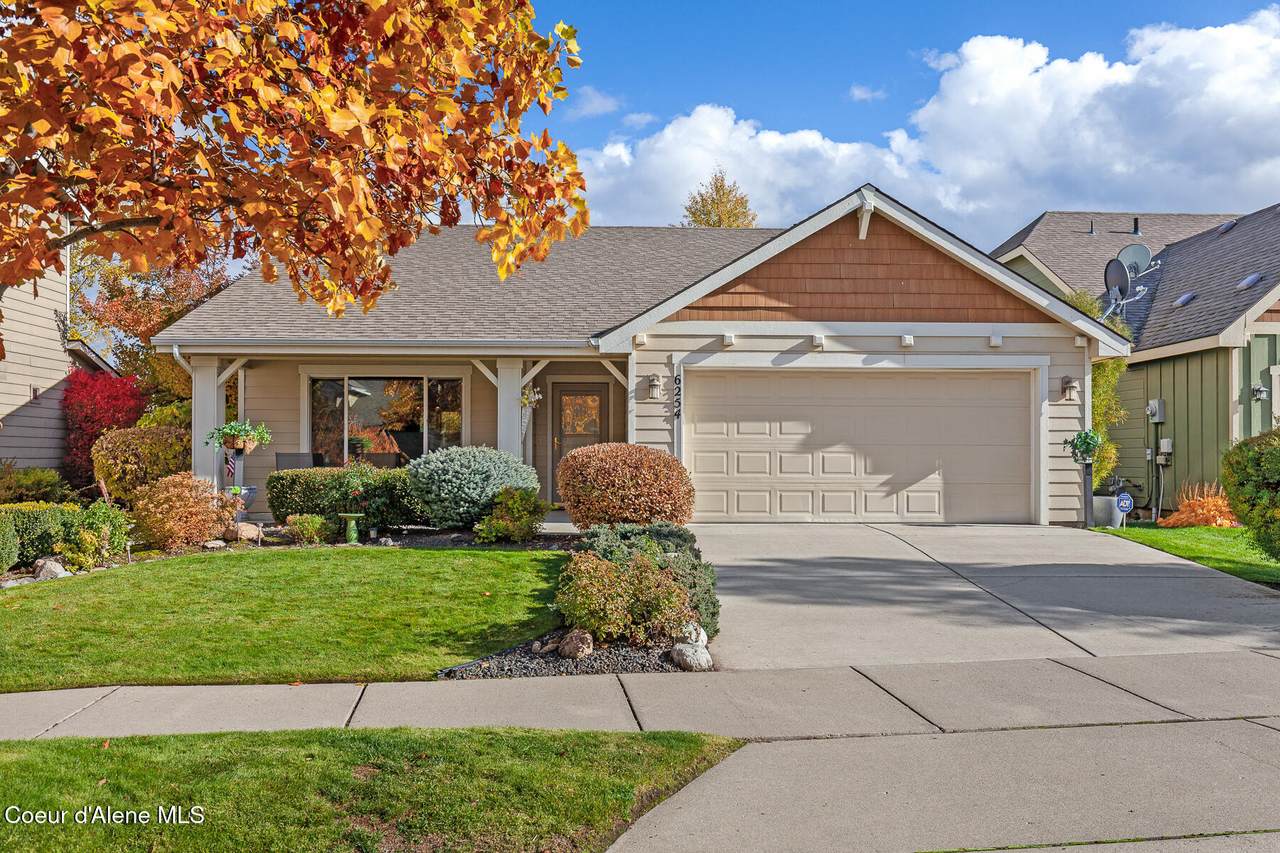 6254 Cornwall St - Photo 1