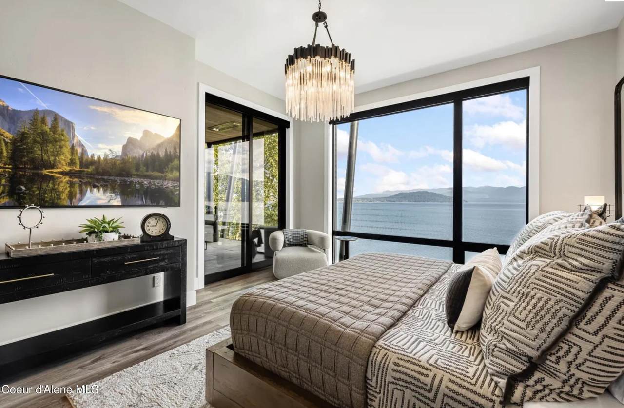 802 Sandpoint Ave - Photo 1