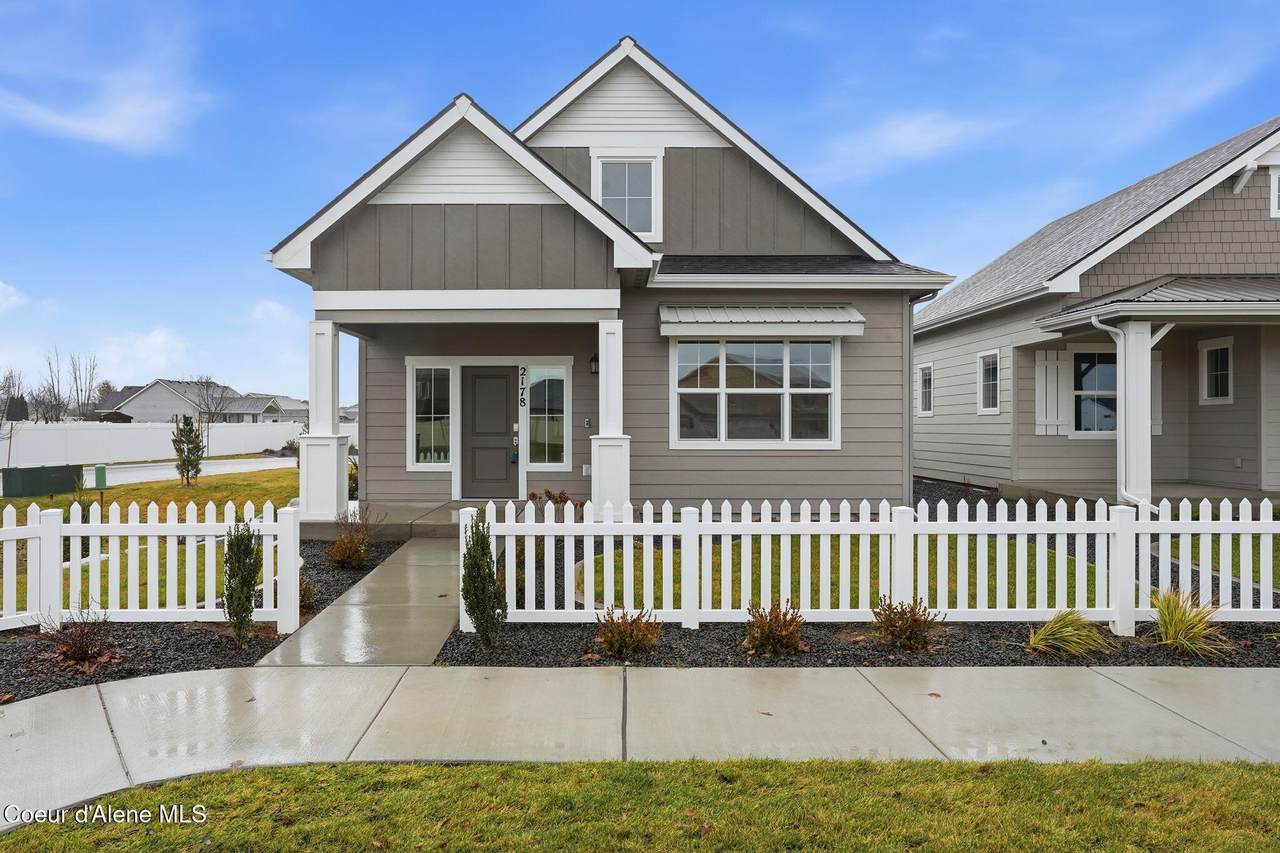 2178 Cholet Ln - Photo 1