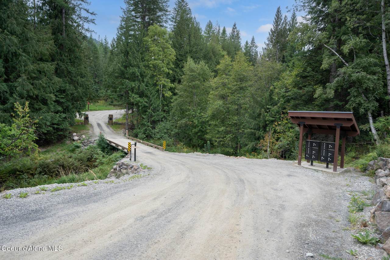 220 Hawkwind Trl - Photo 1