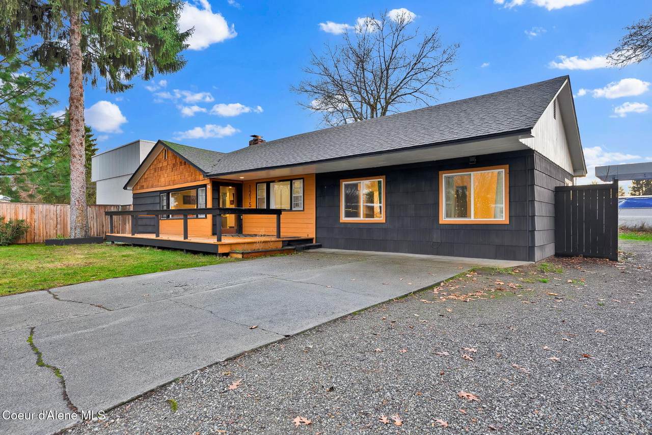 1215 1st St - Photo 1