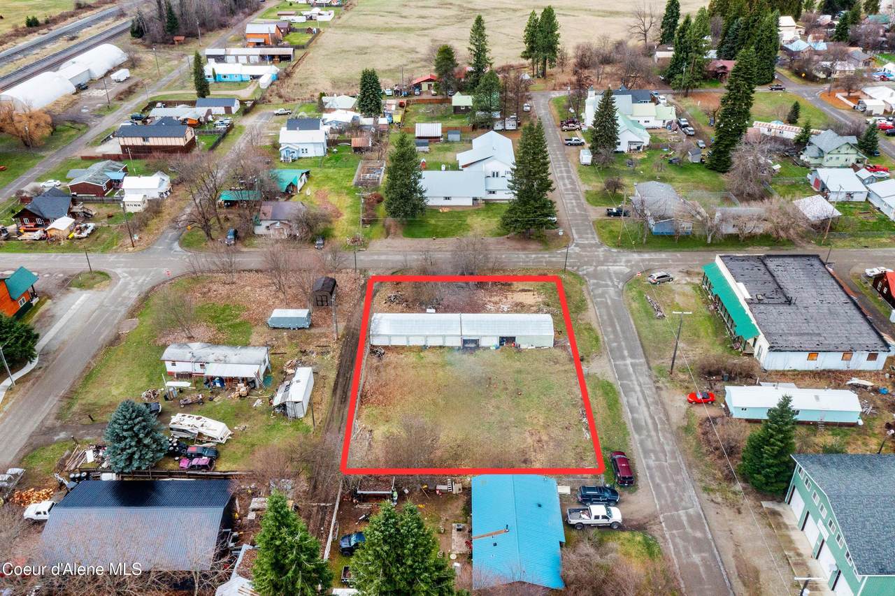 102 2nd Ave - Photo 1