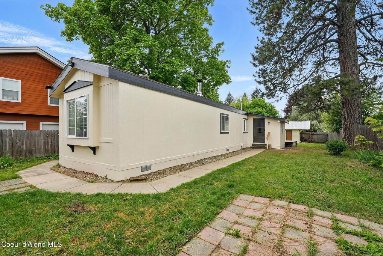 709 Jefferson Ave - Photo 1
