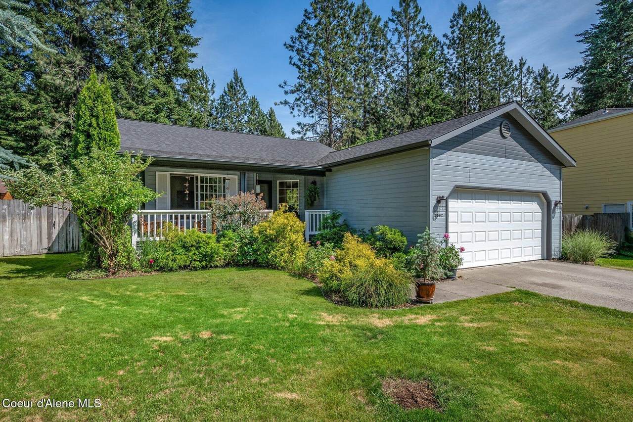 8562 Audubon Dr - Photo 1