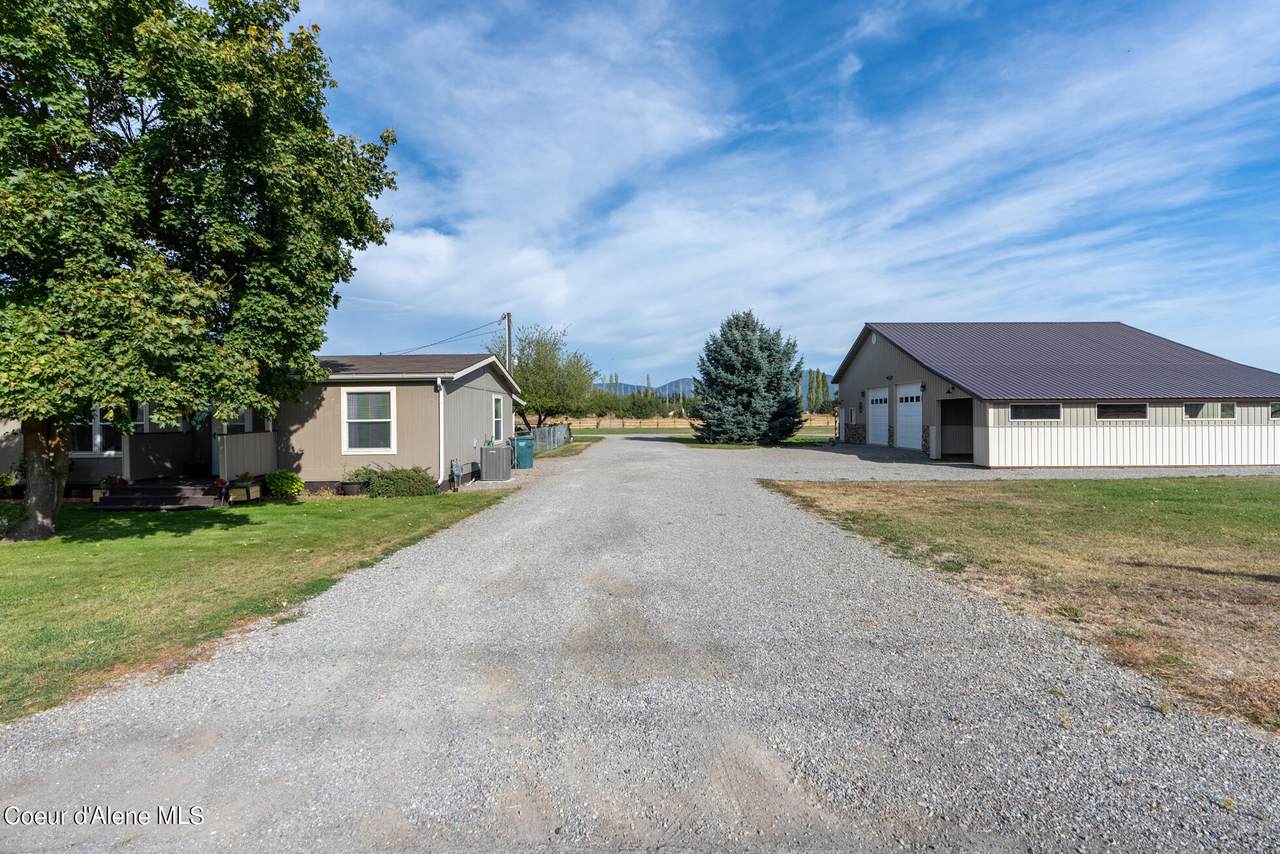 13559 Prairie Ave - Photo 1