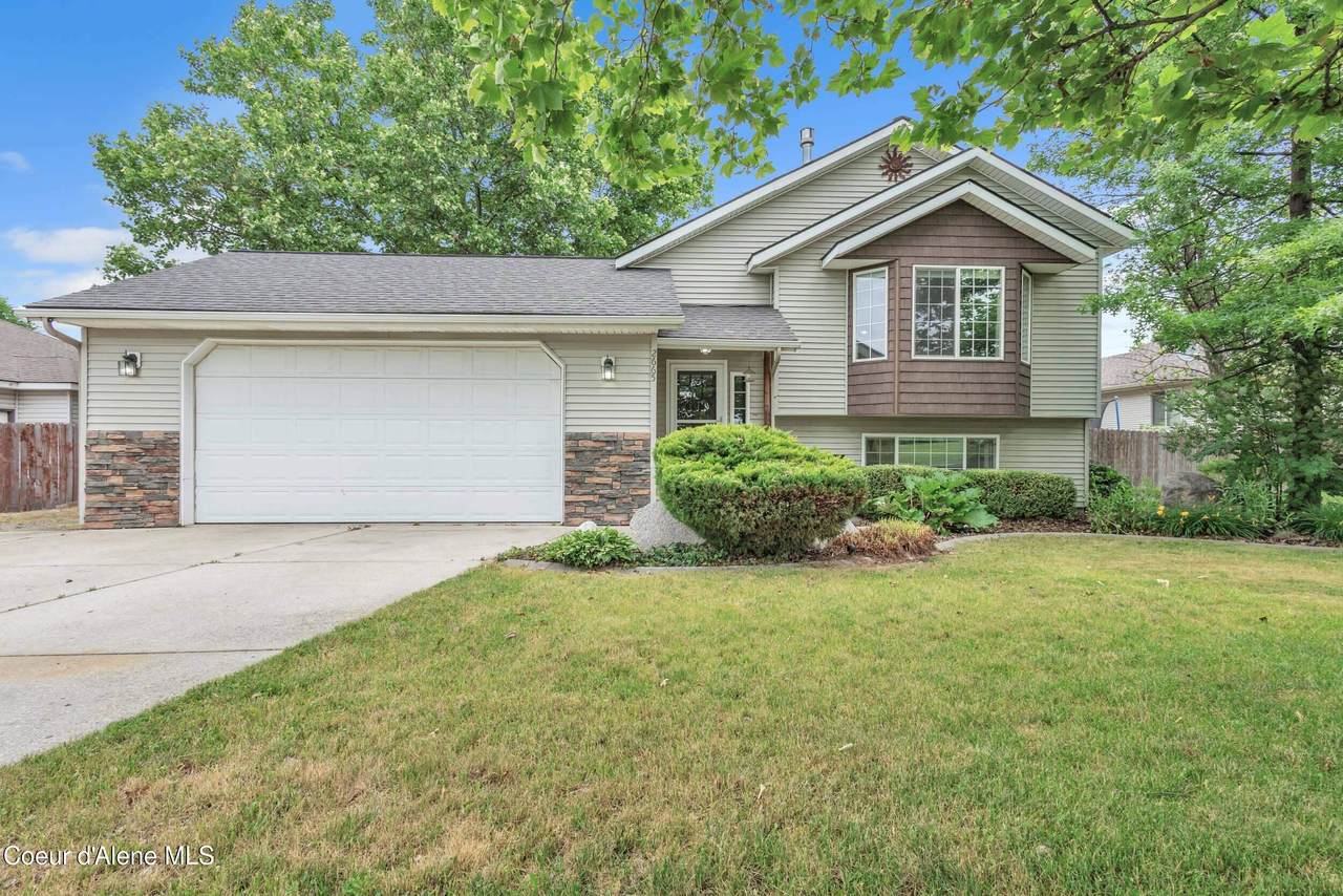 2665 Broadmoore Dr - Photo 1
