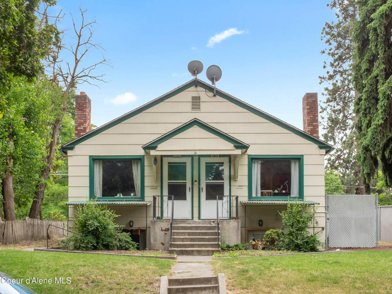 1815 10th Ave - Photo 1