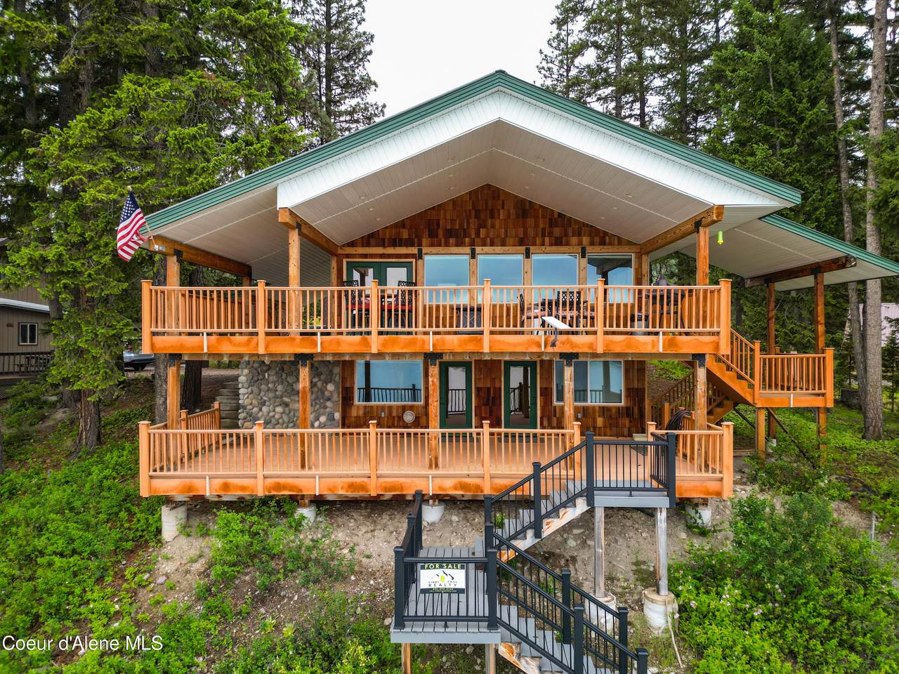 1349 Lakeshore Dr - Photo 1