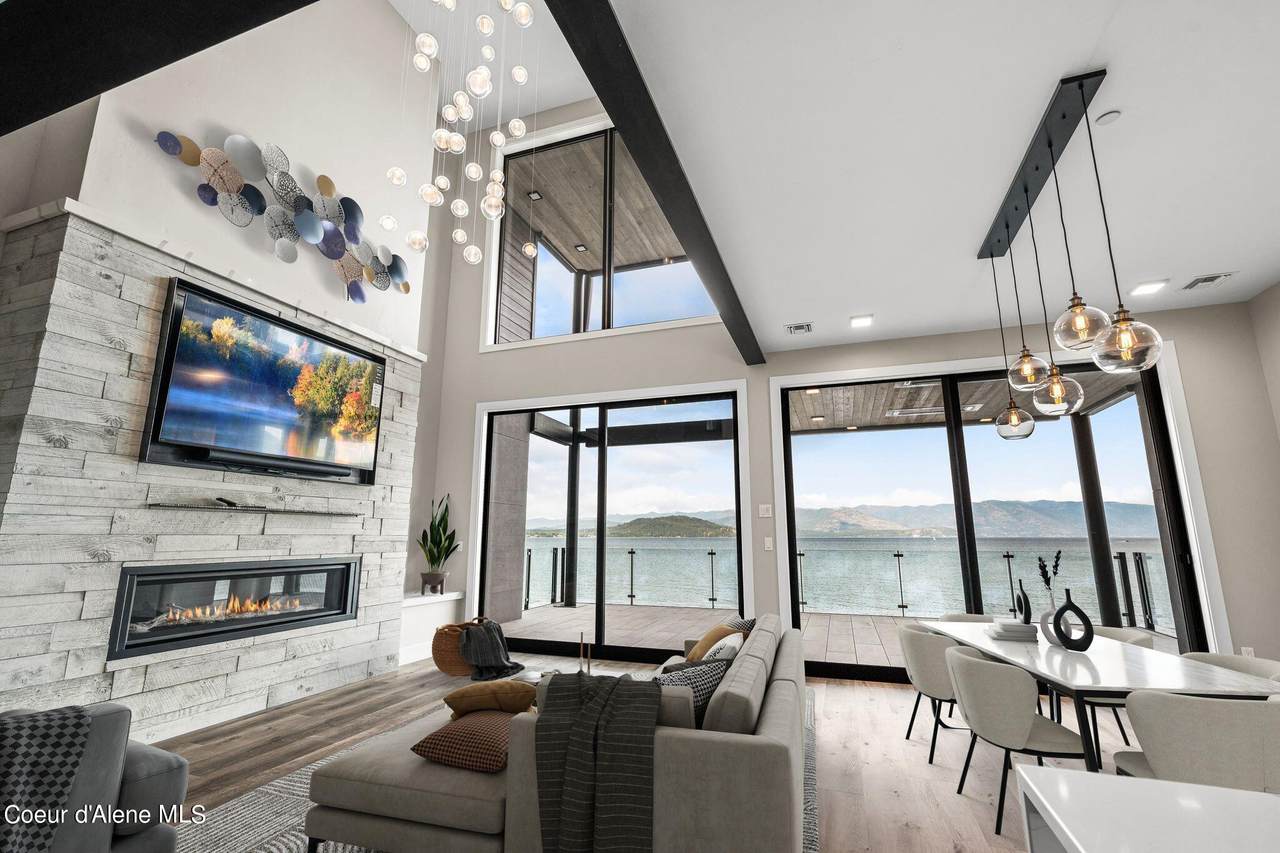 802 Sandpoint Ave - Photo 1