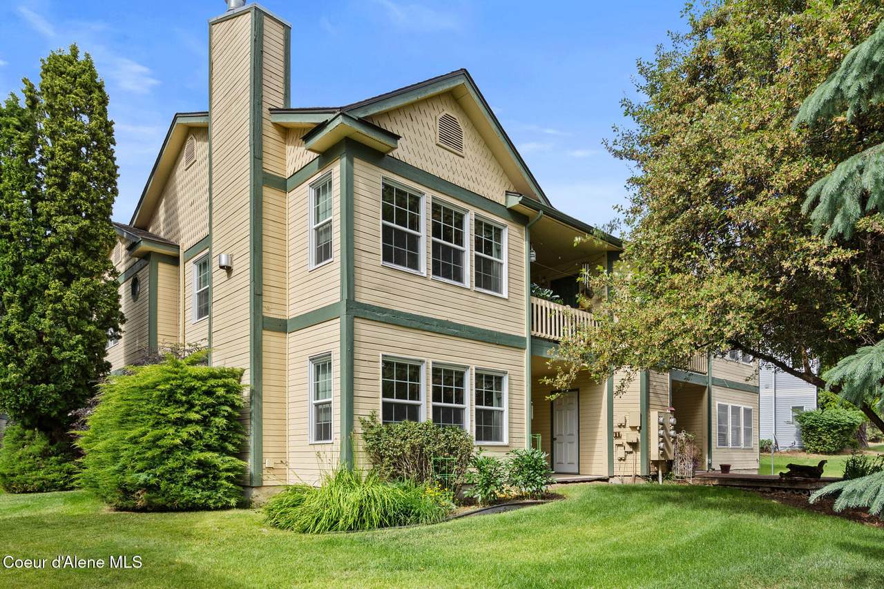 8267 Village Dr - Photo 1