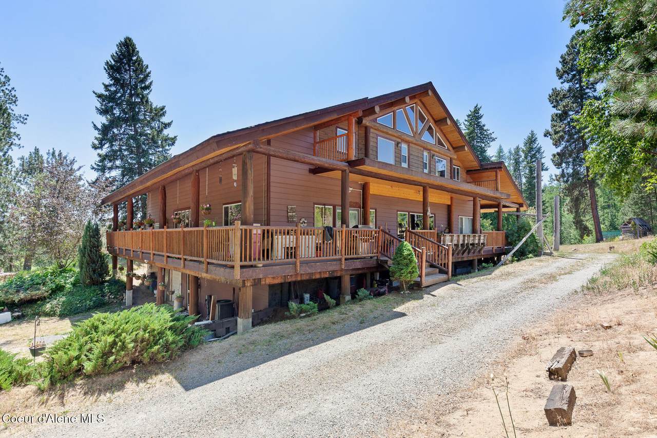 784 Twin Rivers Road - Photo 1