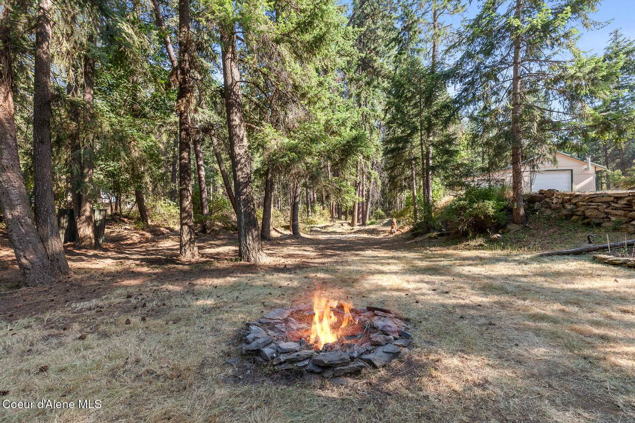 571 Tanglewood Rd - Photo 1