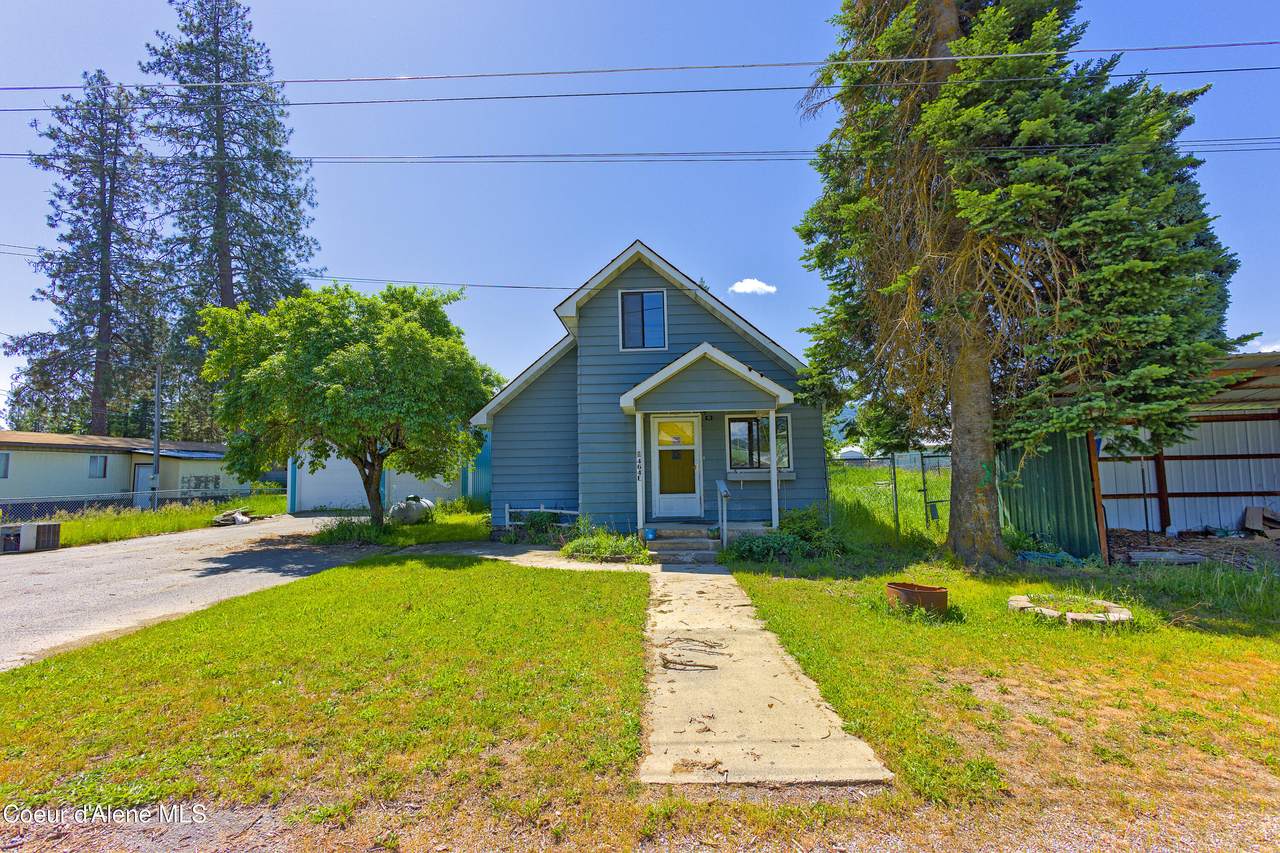 464 Lincoln Ave - Photo 1