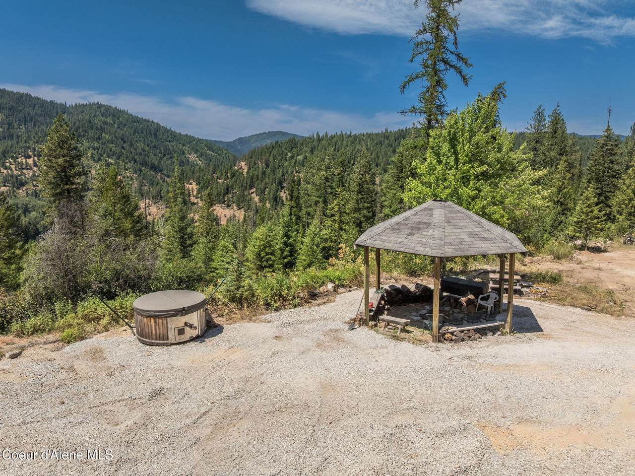 950 Bear Ridge Ln - Photo 1