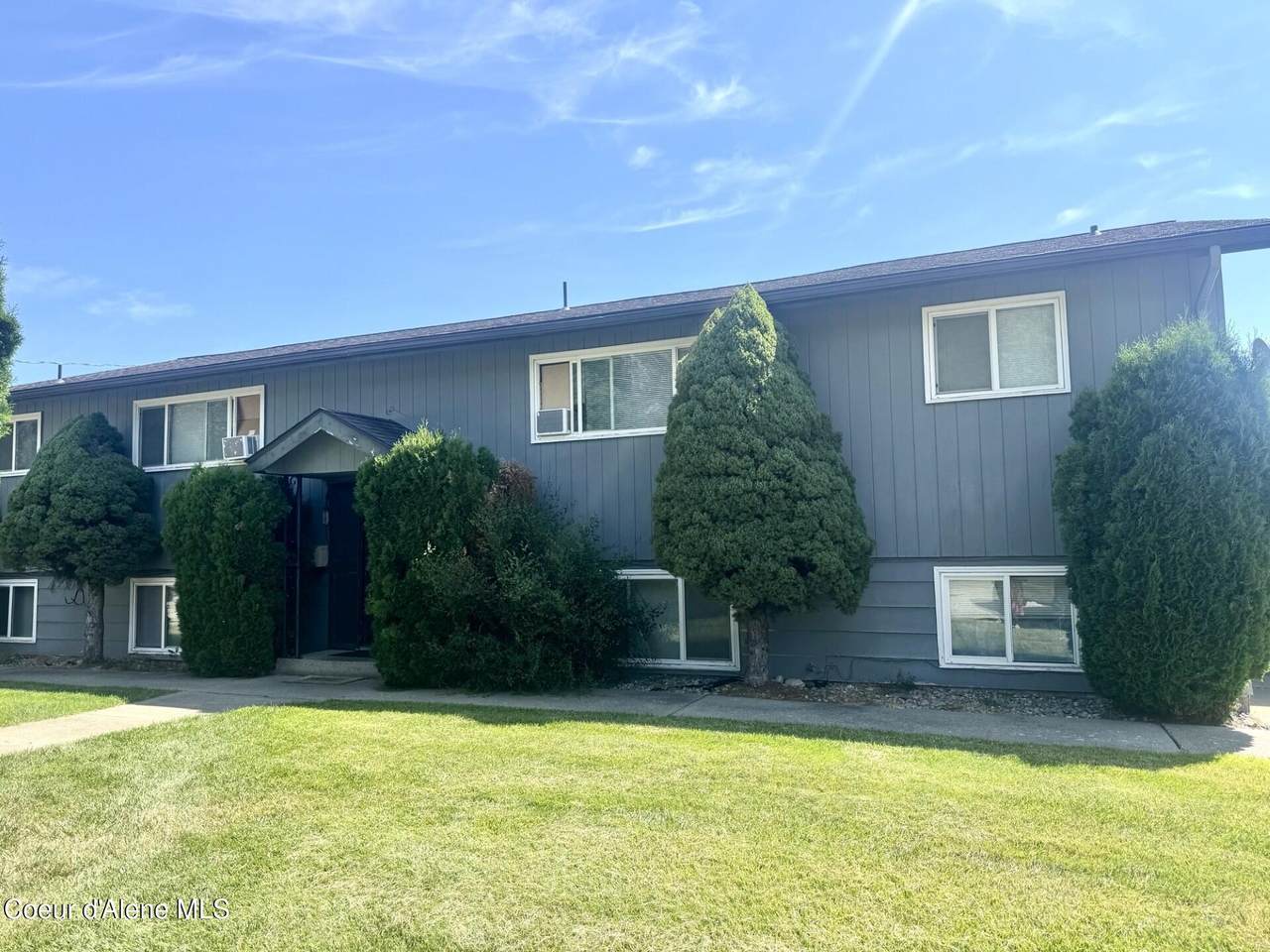 9384 Baack St - Photo 1