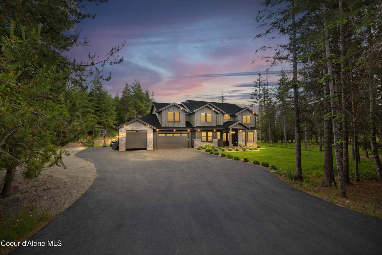 287 Mesa Drive - Photo 1