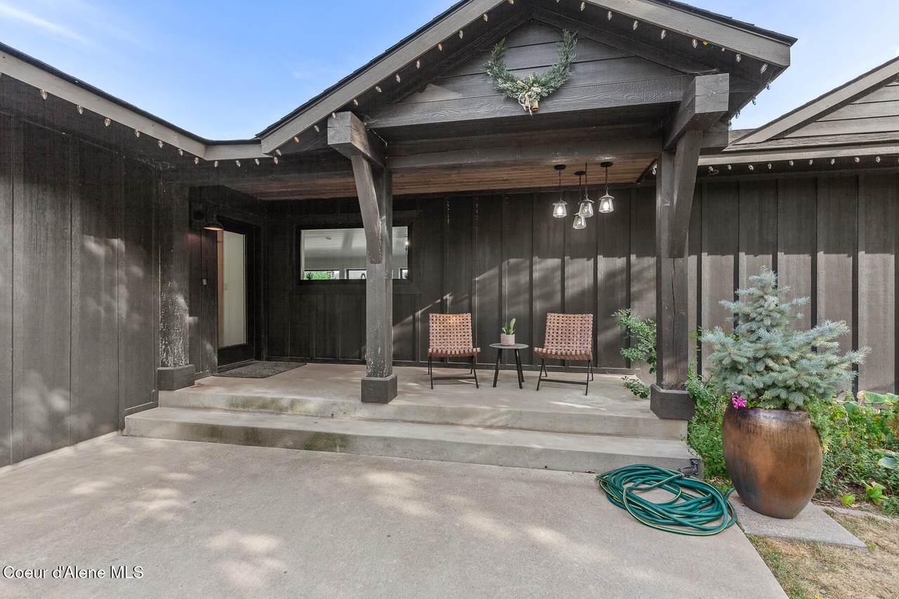 16155 Buckhorn Rd - Photo 1