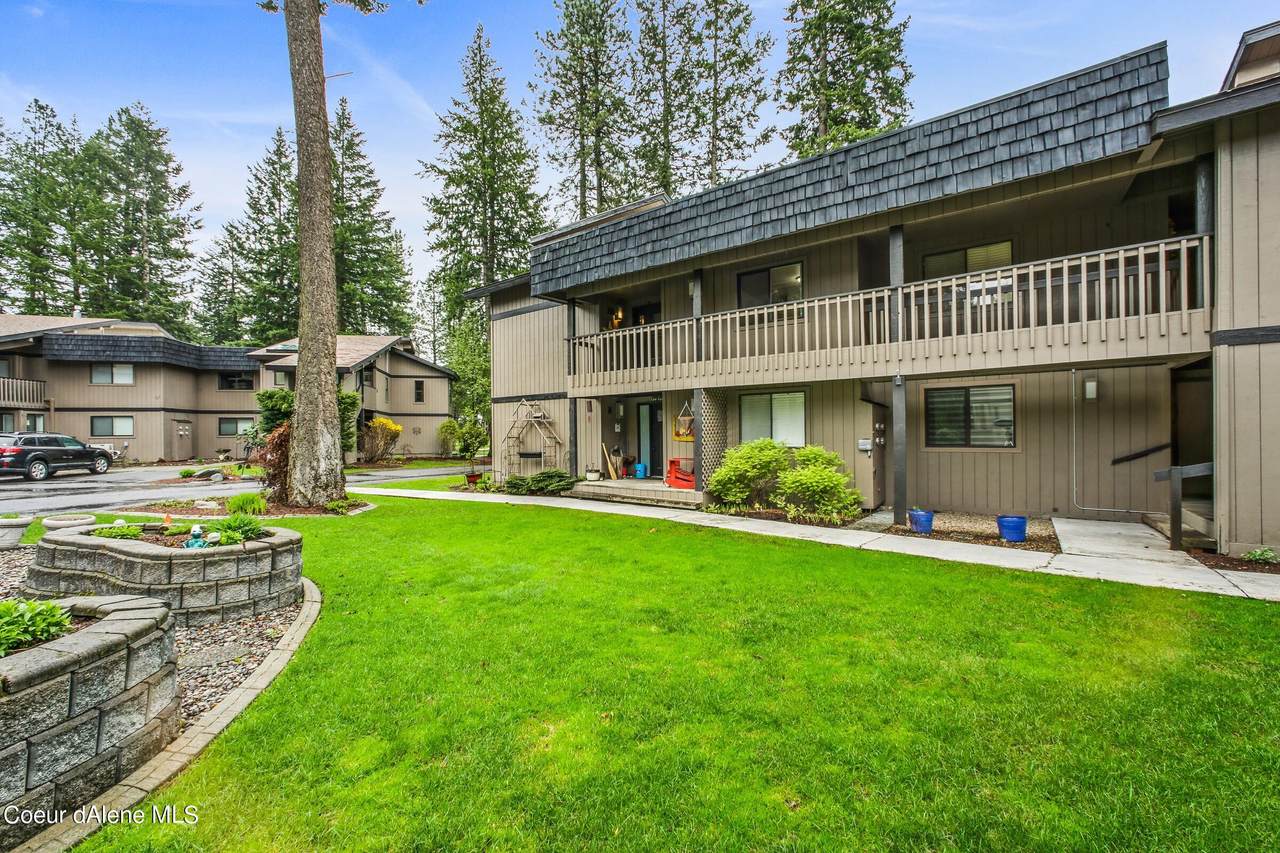 5421 Fairway Ln - Photo 1