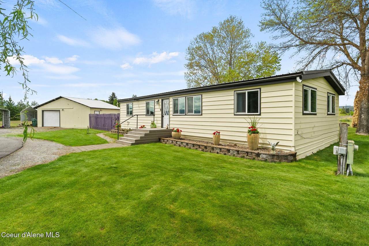 9591 Chase Rd - Photo 1