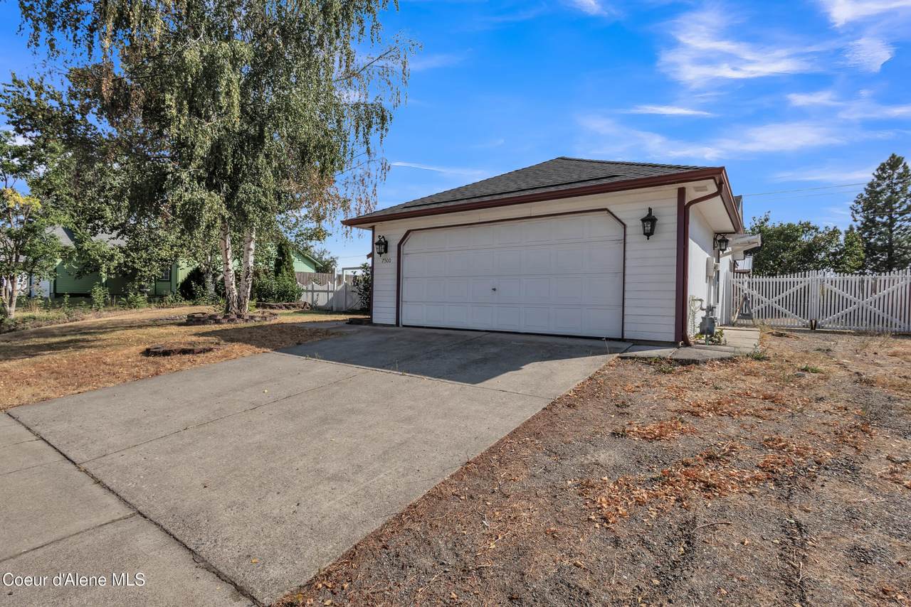 7500 Robin Rd - Photo 1