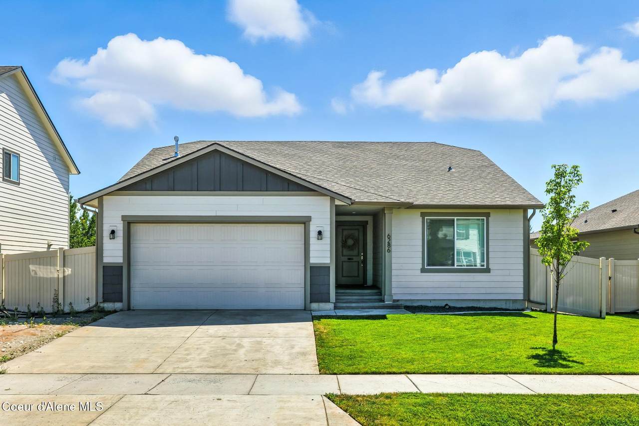 6286 Dayton Ave - Photo 1