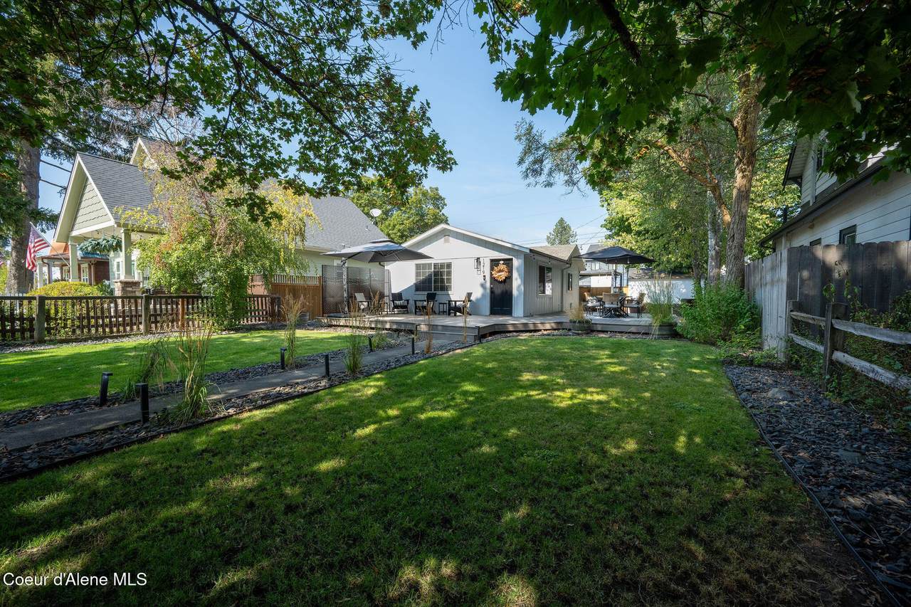 1219 Coeur D Alene Ave - Photo 1