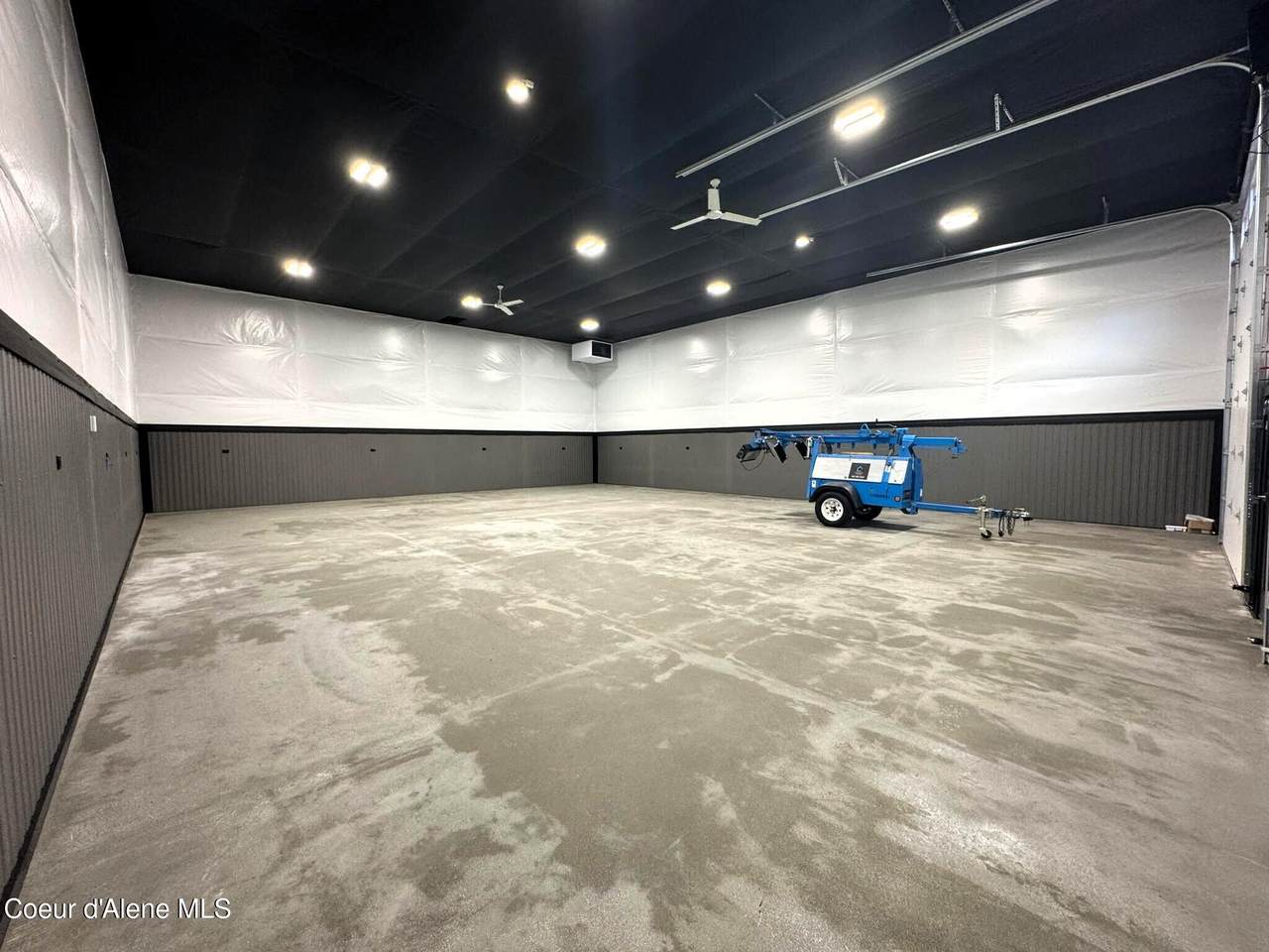 1188 Ponderosa Dr - Photo 1