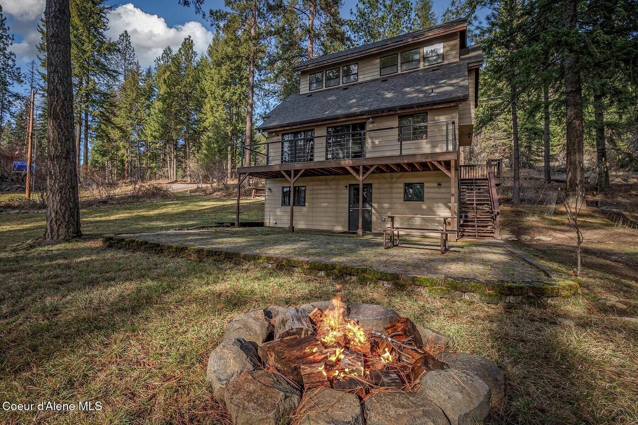 18352 Crossbill Rd - Photo 1