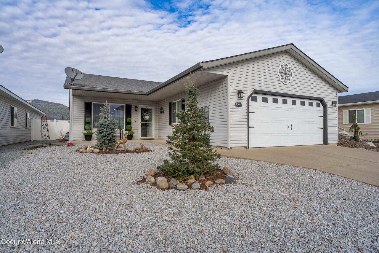 8509 Grand Teton St - Photo 1