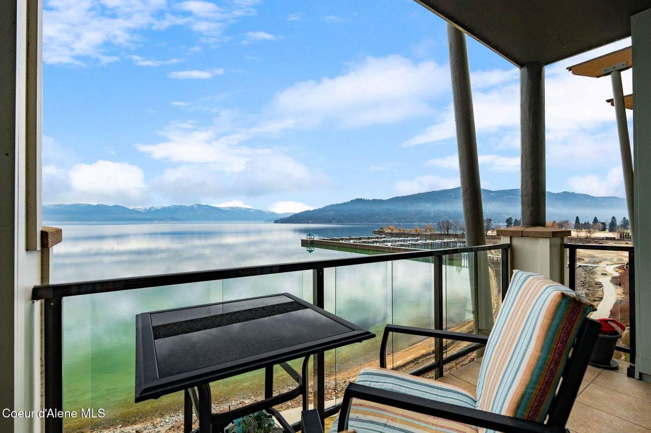 702 Sandpoint Ave - Photo 1