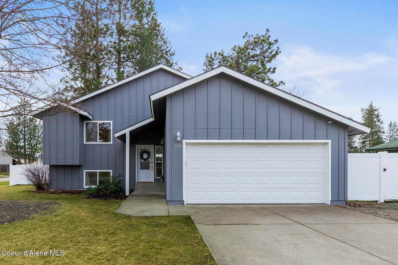 514 13th Ave - Photo 1