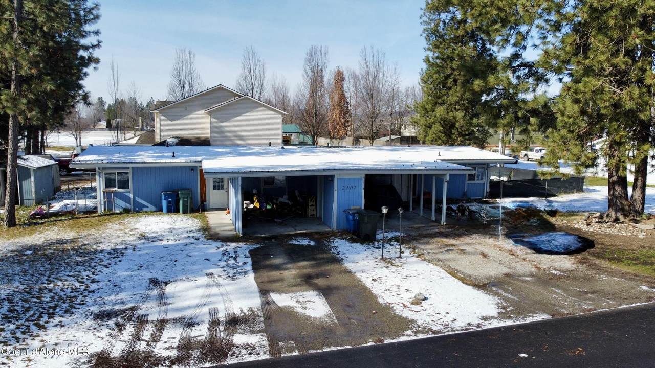 2107 Walnut St - Photo 1