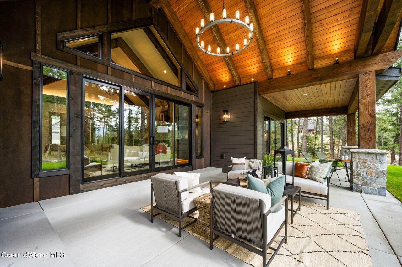 NKA Spiraea - Photo 1