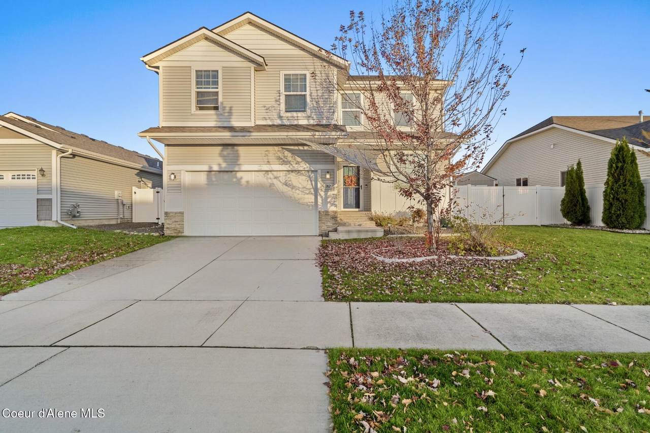 3262 Woodford St - Photo 1