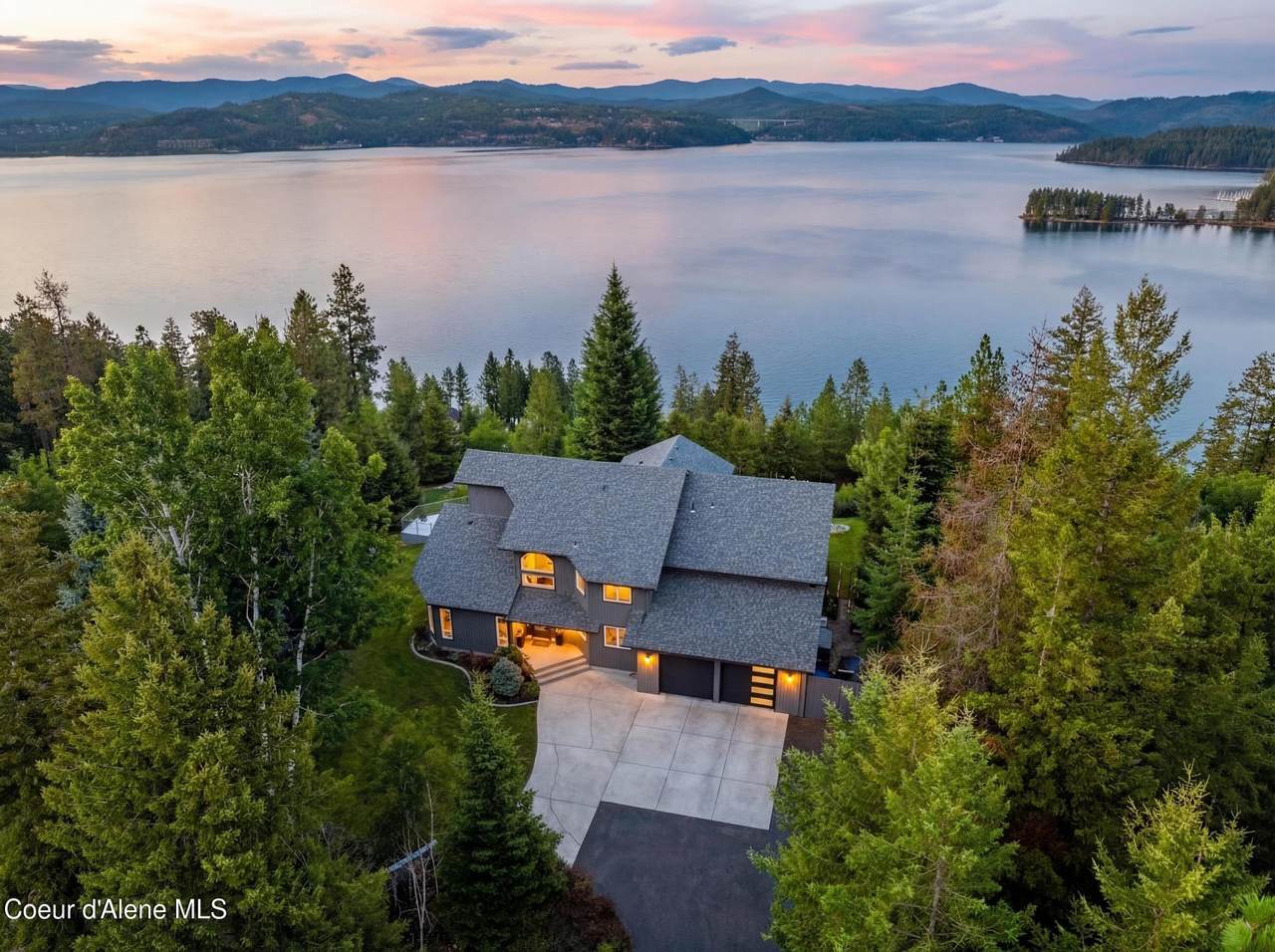 908 Harbor View Dr - Photo 1