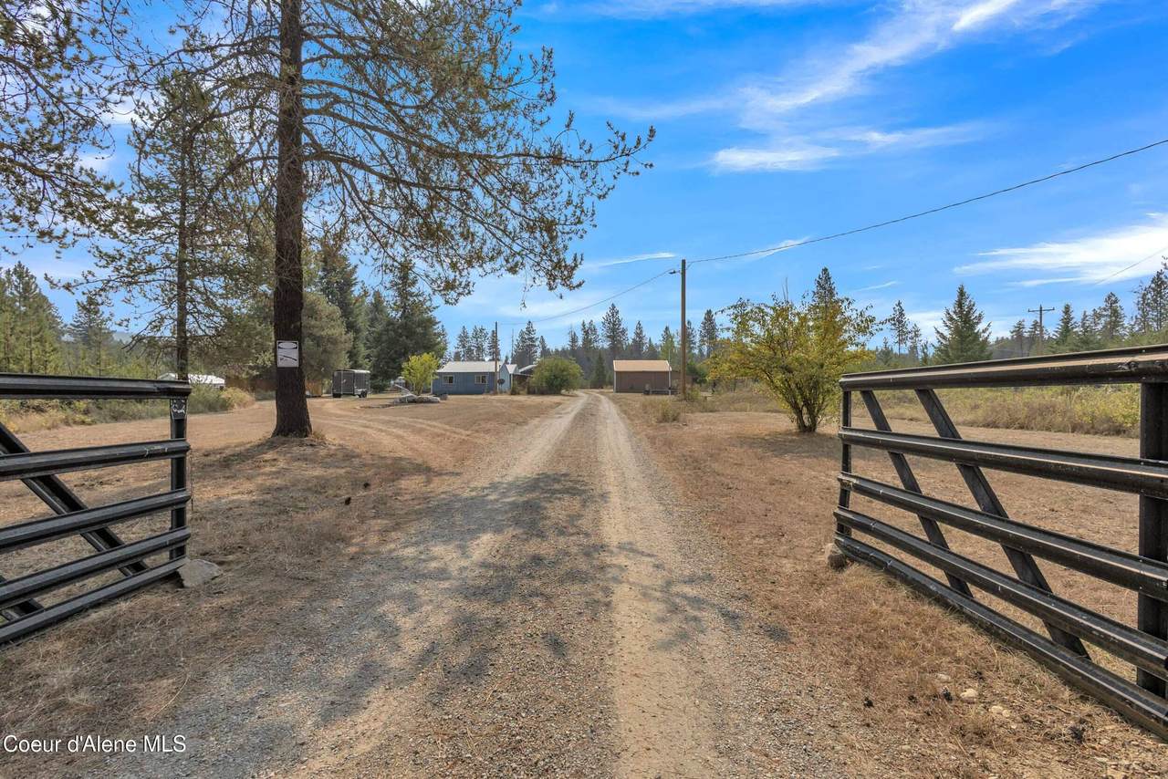396 Wakena Ln - Photo 1