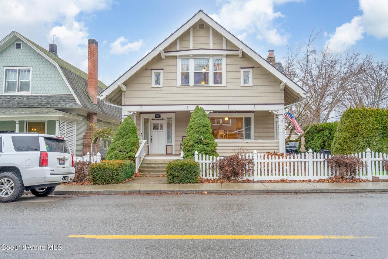 607 7th St - Photo 1