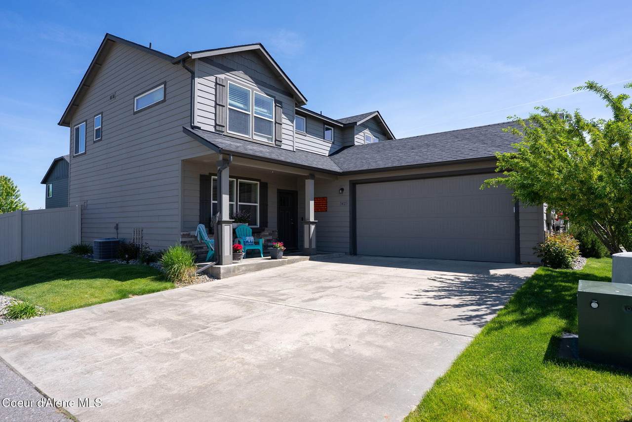 3423 Hope Ave - Photo 1
