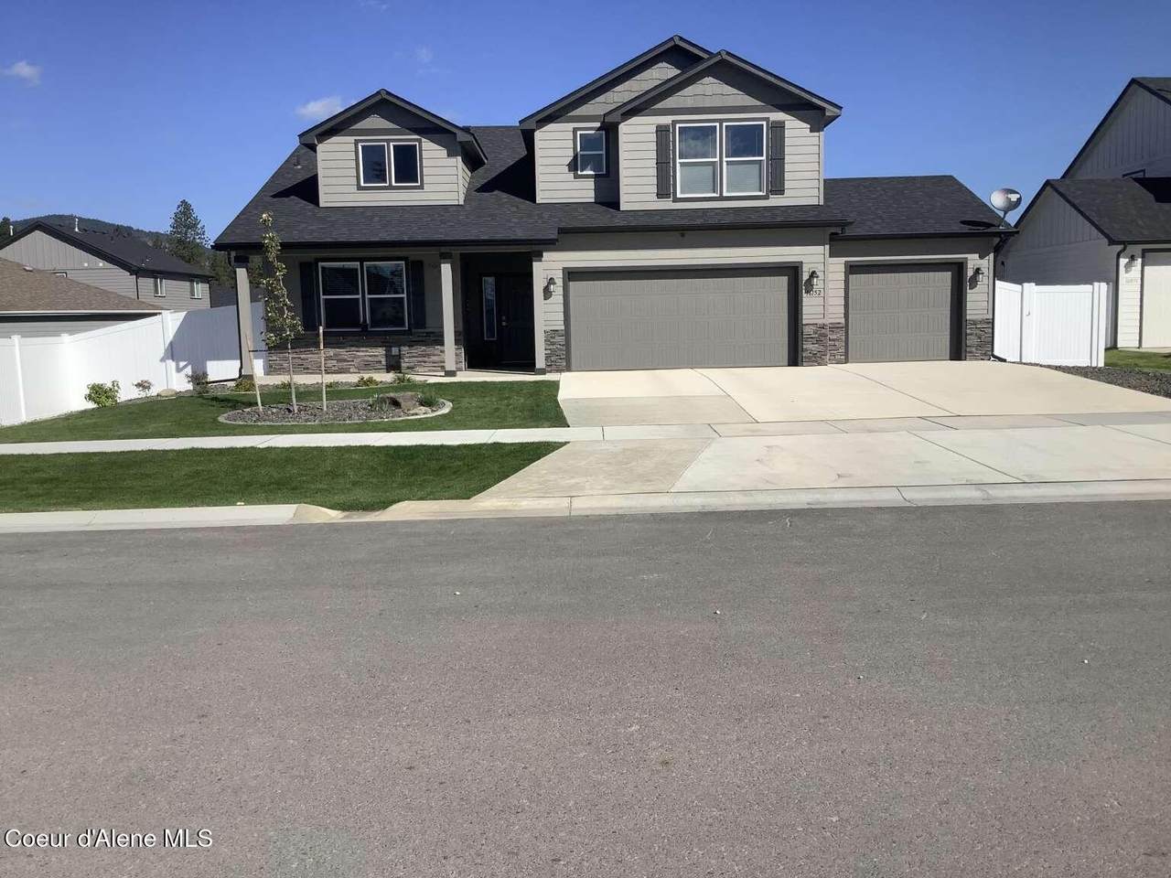 16152 Hadley Loop - Photo 1